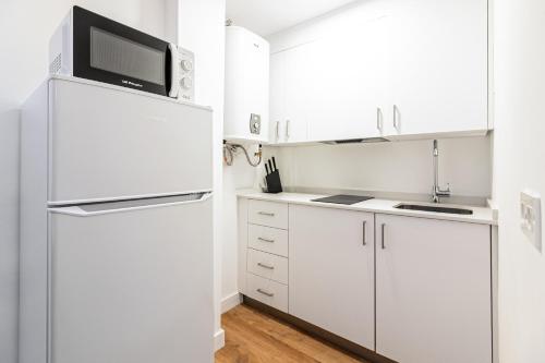Segismundo FreshApartments - image 3