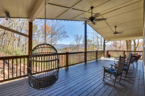 Stunning Rabun Gap Home with Deck and Mountain Views! in Rabun Gap, USA