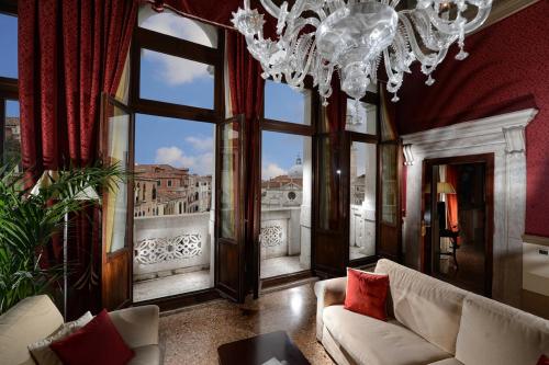Ruzzini Palace Hotel Room Type - Suite with City View Ruzzini Palace Hotel Room Type - Suite with City View