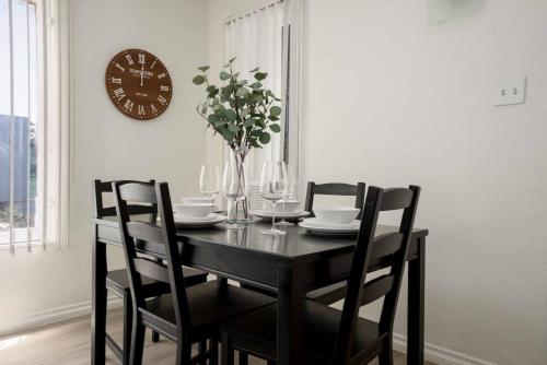 Central 1BR Home in Mid-City near K-town in Los Angeles, USA
