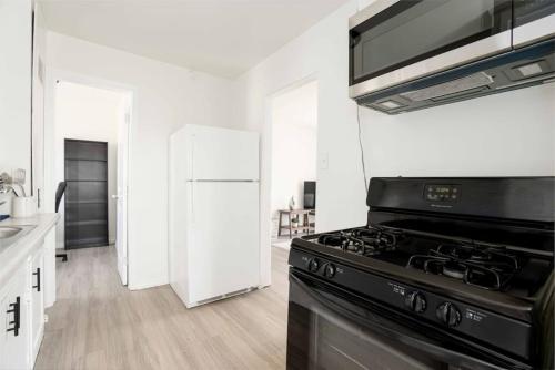 Central 1BR Home in Mid-City near K-town in Los Angeles, USA