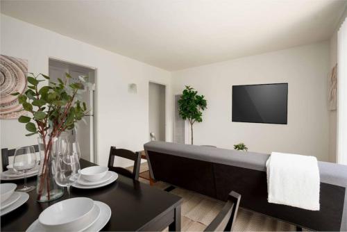Central 1BR Home in Mid-City near K-town in Los Angeles, USA
