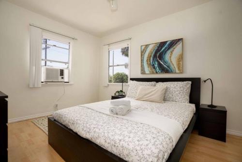 Homey 1BR Home in Mid-City near K-town in Los Angeles, USA