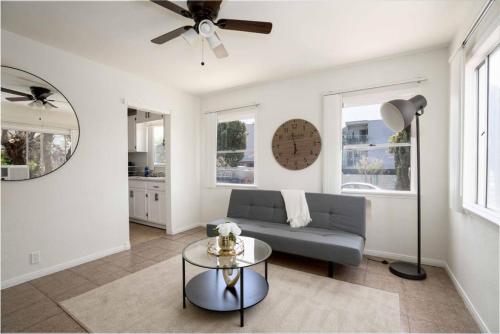 Homey 1BR Home in Mid-City near K-town in Los Angeles, USA