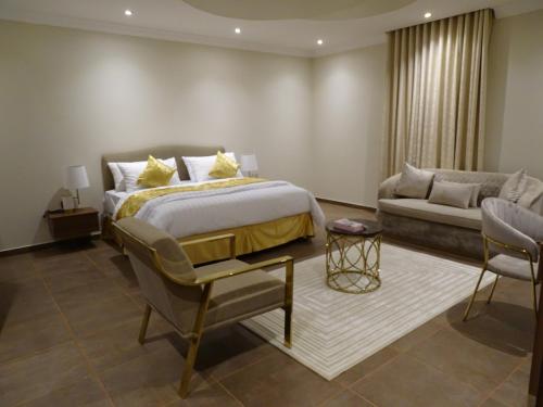 คอมฟอร์ตอินน์สวีตริยาดห์ (Comfort Inn Suites Riyadh) in อัล อิซดิฮาร์