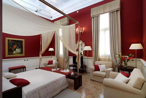 Ruzzini Palace Hotel Room Type - Deluxe Junior Suite