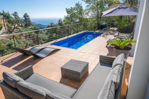 Villa Lovely Breeze, heerlijk familiehuis, 7pers.