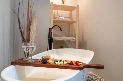 Instalaciones, Nammos Experience in Al Rama
