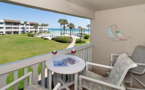 Ocean view Overlooks the Pool Ocean ~ Chateau by the Sea - 23B in New Smyrna Beach, USA
