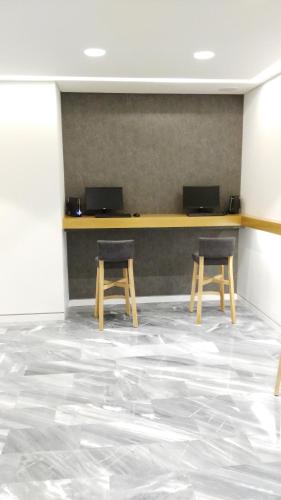 Piraeus Port Hotel - image 6