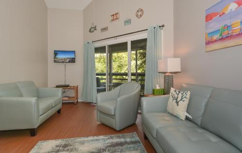 Beautiful and Quiet 2 Bedroom Condo - SV267 in Edgewater, USA