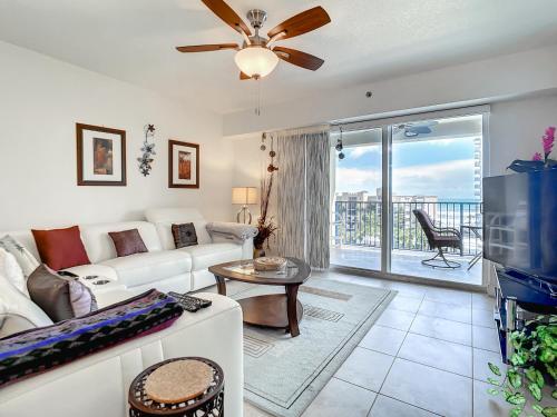 Ocean View Closest Bldg. to Pool Amenities Close to Beach Access OW12-603 in New Smyrna Beach, USA
