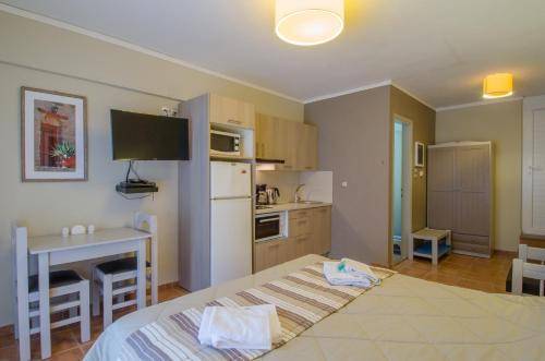 Plaka Studios, Karfás (foto 9)