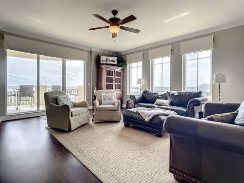 Luxury Minorca ~ Corner Unit ~ Ocean River Views 2 Balconies Paros 606 in New Smyrna Beach, USA