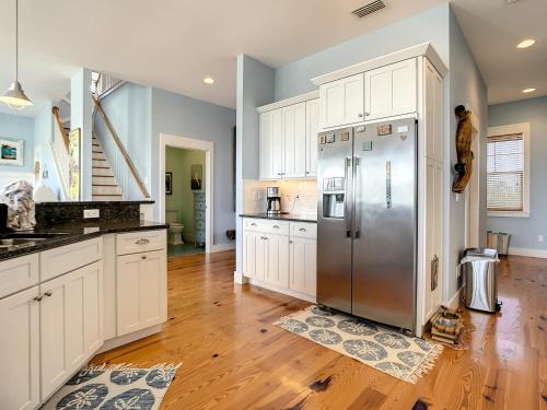 Mermaid Retreat Ocean View Home with Hot Tub - 6489T in New Smyrna Beach, USA