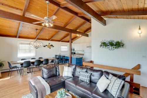 Hunter Mountain Home Less Than 1 Mi to Ski Resort! in Hunter, USA