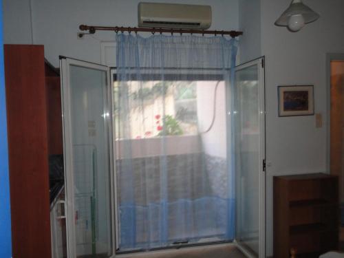 Apergis Rooms - image 2