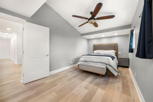 Coastal Charm + Modern Comfort Delray! in Delray Beach, USA