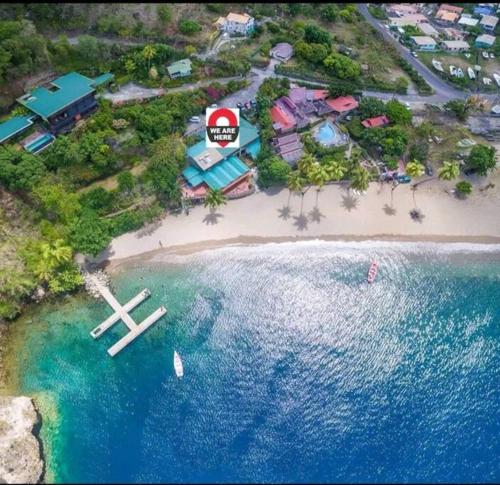 The Still Beach Resort-Room 5 in โซเฟรียร์