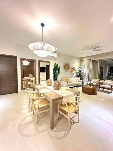 Fully equipped 3 bedroom luxury apartment in Cabo San Lucas, Mexico