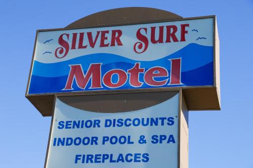 Silver Surf Motel