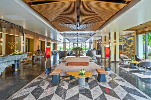 Shared lounge/TV area