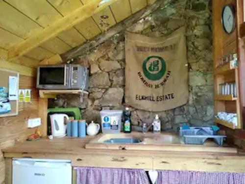 Kitchen, Champsac - Yurt - Sleeps 4 - Parking - Garden in Chalus (Limousin)