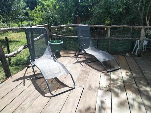 Facilities, Champsac - Yurt - Sleeps 4 - Parking - Garden in Chalus (Limousin)