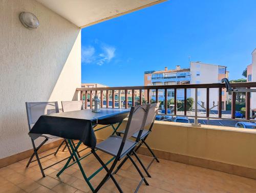 Facilities, Appartement au CALME + parking near A la Table de Geraldine