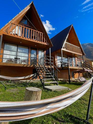 Twin cottages kazbegi 2