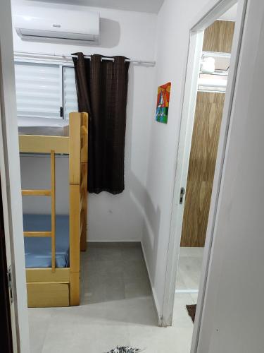 1 bunk bed