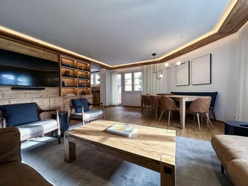 Chic Alpine Elegance: Designer Retreat in Samedan in Samedan, Schweiz