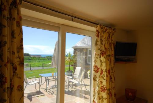 Gadlys Cottage Sea Views Dog Friendly