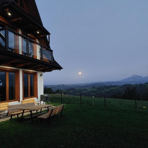 NOWA CHATA in Bustryk
