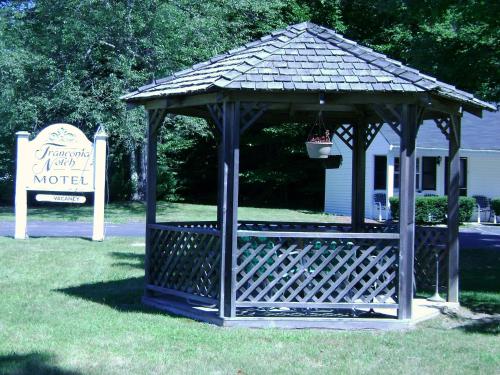 Franconia Notch Motel