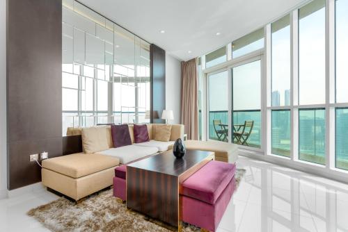 Lux BnB Upper Crest Tower I Skyline Views, Dubai (photo 8)