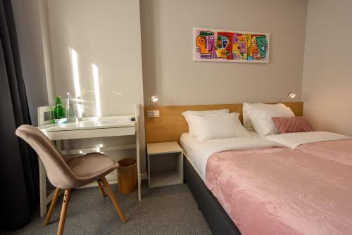 LOCATION, Sofia (photo 7)