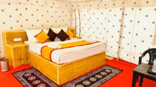 Desert Golden Eagle Camp