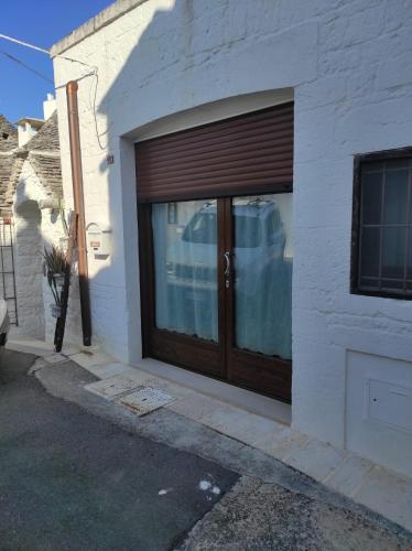 A szálláshely kívülről, Trullo Civico 25, Cummersa Civico 23 in Alberobello