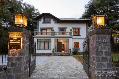  Casa Maristany, Unterkunft in Camprodon