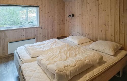 Nice Home In Kpingsvik With Sauna