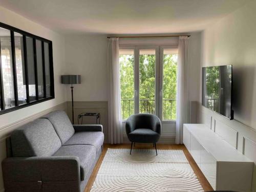 Le Daumesnil Apartment + Balcon 2BR 4/6peoples, Paris