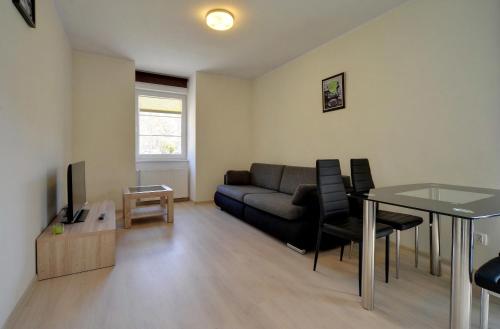 Apartment image 10