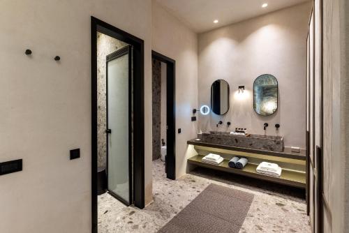Aeonic Suites and Spa - image 8