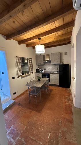  Centro Storico - Dimora con Terrazzo & Free WiFi - AC, Unterkunft in Palazzolo sullʼOglio