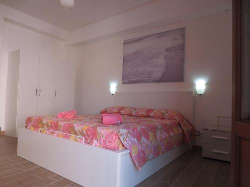 Double Room image 10