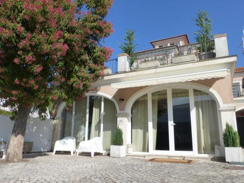 Cosy Sintra - image 11