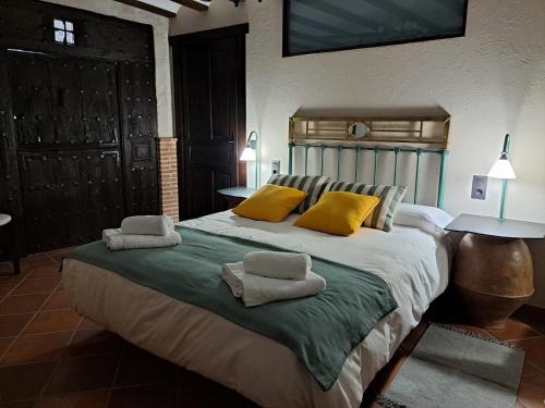 Casa Rural LA BODEGA, ofrece cata de vino gratis in Horche