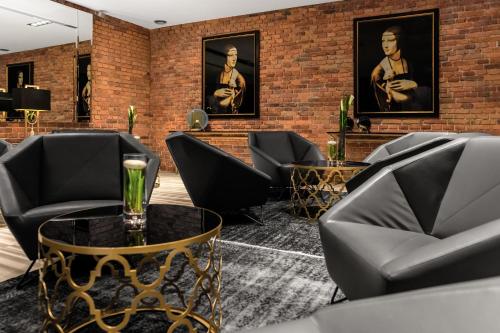 Queen Boutique Hotel - main image