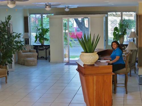 Lobby, Hotel Carnaval in La Ceiba